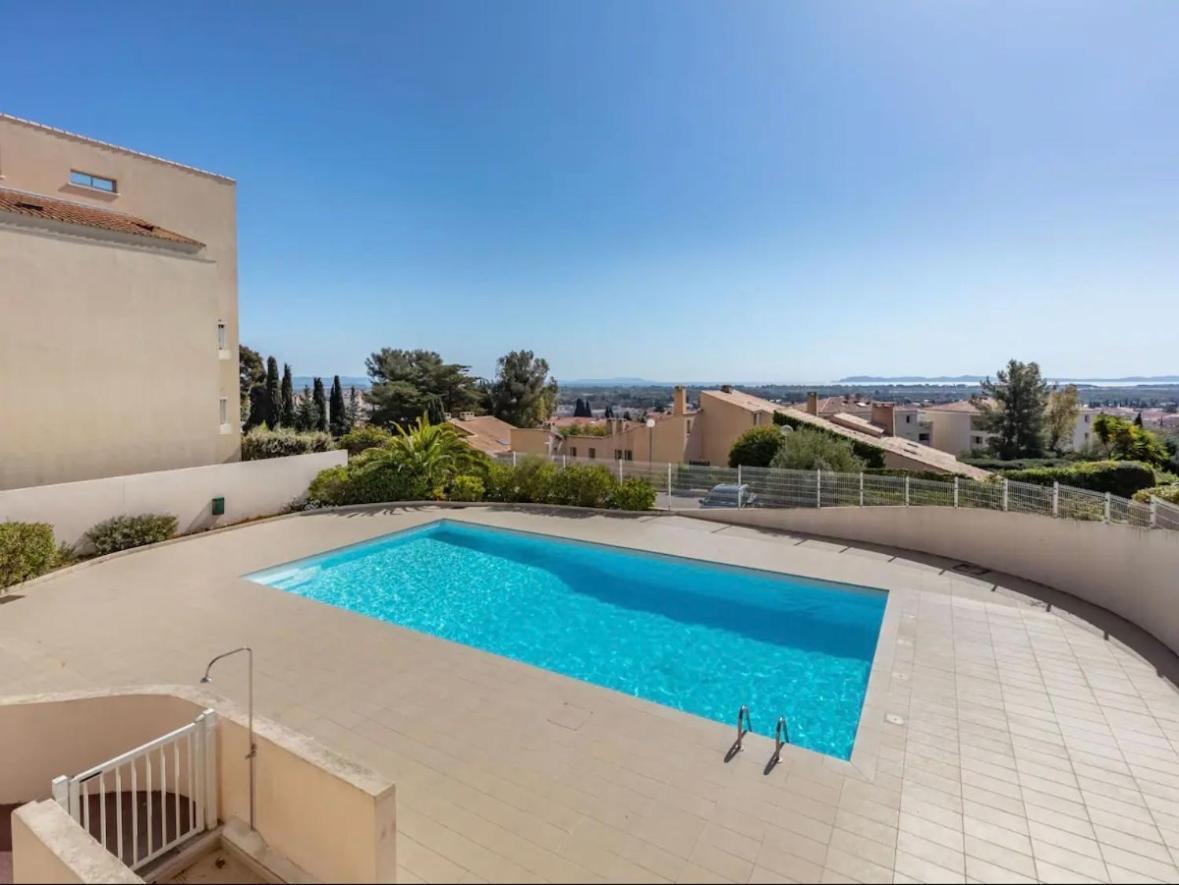 Apartamento Le Soleil Bleu Hyerois Hyères Exterior foto