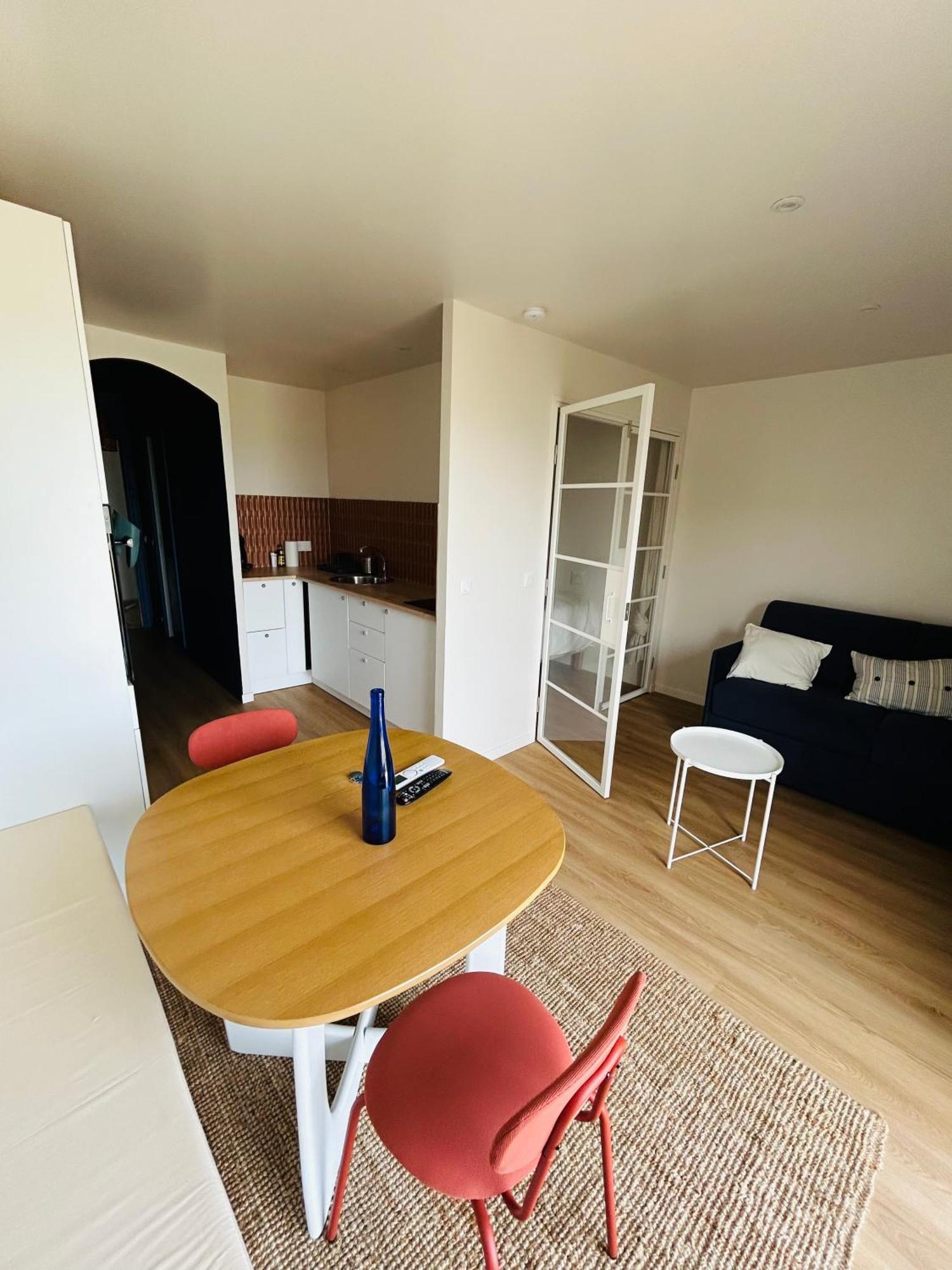 Apartamento Le Soleil Bleu Hyerois Hyères Exterior foto